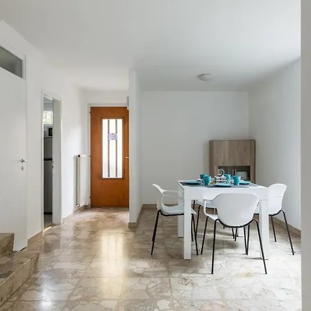 Apartment Rose 2 By Quokka 360 - Duplex On 2 Floors With Balcony